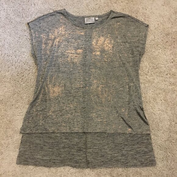 Dantelle Shimmery Knit Turkish High Low Top - Picture 11 of 15